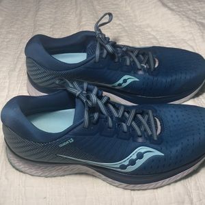 Saucony Guide 13 size 9